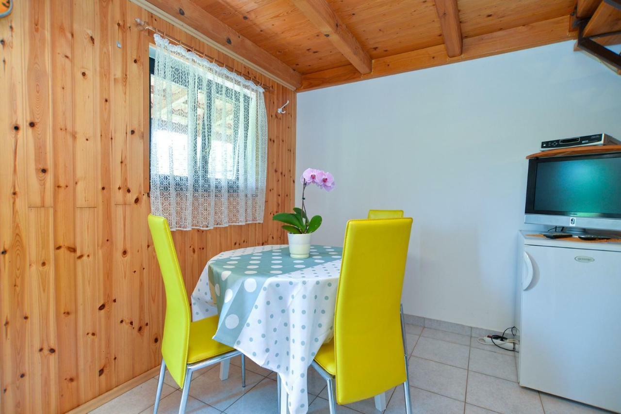 Apartment Mitar 1271 Fažana エクステリア 写真